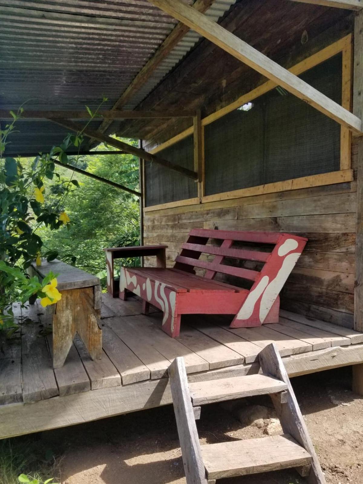 Ch'I Bocol Community Hostel Lanquin Luaran gambar