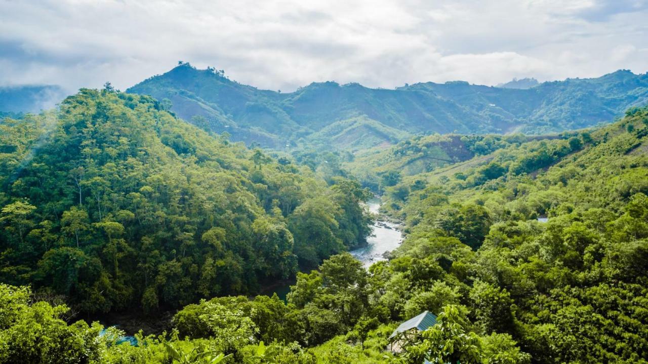 Ch'I Bocol Community Hostel Lanquin Luaran gambar